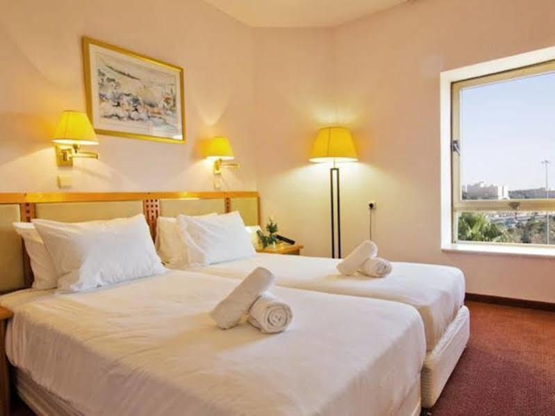 Royal Wing Hotel Yerusalem Bagian luar foto